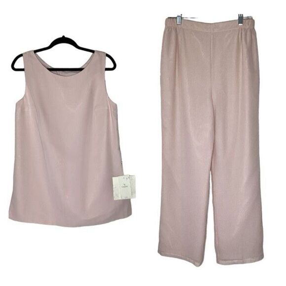 NEW LanTing Bride Pale Pink MOB Two Piece Set Size 10 NWT - Picture 1 of 16